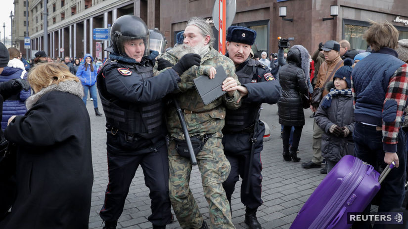 Rusko, demonštrácia, zatýkanie, Moskva