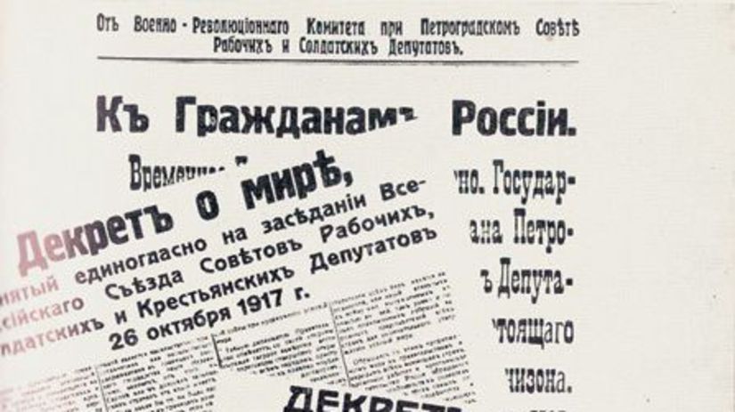 Prvé dekréty prijaté Sovnarkomom po prevrate.