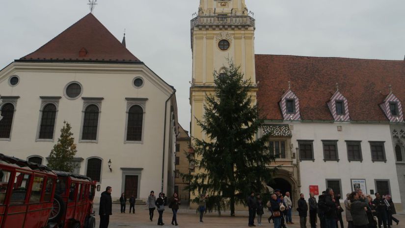Hlavné mesto ako symbol prichádzajúcich Vianoc...