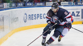 Šatan je hviezda. Mám pocit, ako by mal s nami naskočiť na ľad, vraví Valach