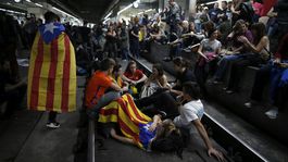 Súd nechal vedenie katalánskeho parlamentu na slobode. Ak zaplatí kauciu