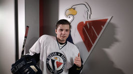 Hlava vie, čo robiť. No ruky sa trápia, priznáva Réway