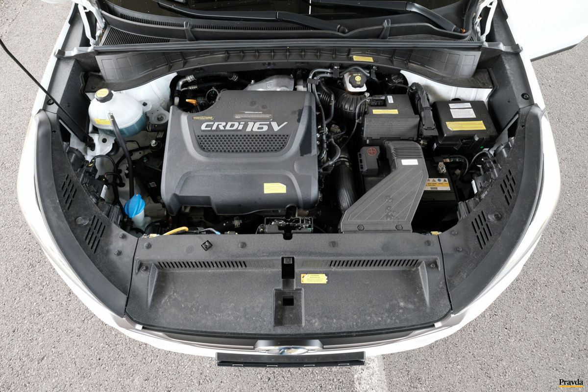 Dvojlitrový naftový motor nemá problém ani s...