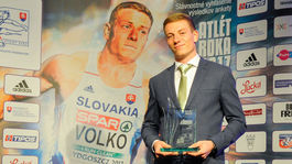 Študuje vysokú, trénuje na Berlín. Na priateľku by nemal čas