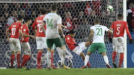 Chyba rozhodcu, oranisko, záchrana na čiare. V Bazileji sa napriek postupu aj pískalo