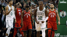 Boston víťazne aj dvanástykrát v sérii, DeRozan zlyhal v závere