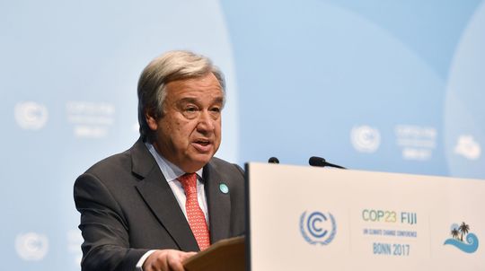 Šéf OSN Guterres vyzval na ústup od fosílnych palív