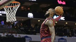 Cleveland našiel svoju tvár, historický výkon Embiida, mizéria Chicaga