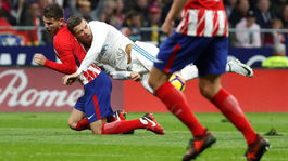 V madridskom derby gól nepadol, Celta s Lobotkom neudržala vedenie v Seville