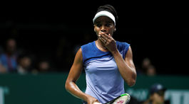 Serena zažíva šťastie, Venus prenasleduje smola. Po autonehode jej vykradli dom