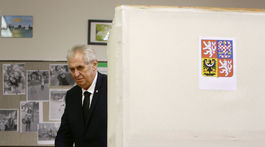 Zemana v boji o Hrad vyzve osem kandidátov