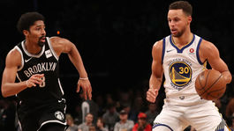 V Brooklyne žiaril Curry, druhé triple-double Balla