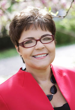 MUDr. Ľubomíra Fábryová, prezidentka...