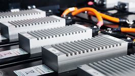 Zmení český vedec budúcnosť elektromobilov? Recept má byť lítium-síra