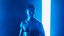 Ronaldo znovu vystavuje svaly ako z ocele. Koho tentoraz priláka?  