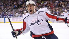 Dajte synovi meno Stanley, radia Ovečkinovi vďační fanúšikovia 