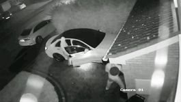 Takto ľahko sa kradnú moderné autá. A bez páčidla!