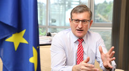 Kiska udelil končiacemu šéfovi Eurokomisie na Slovensku medailu za príkladnú činnosť