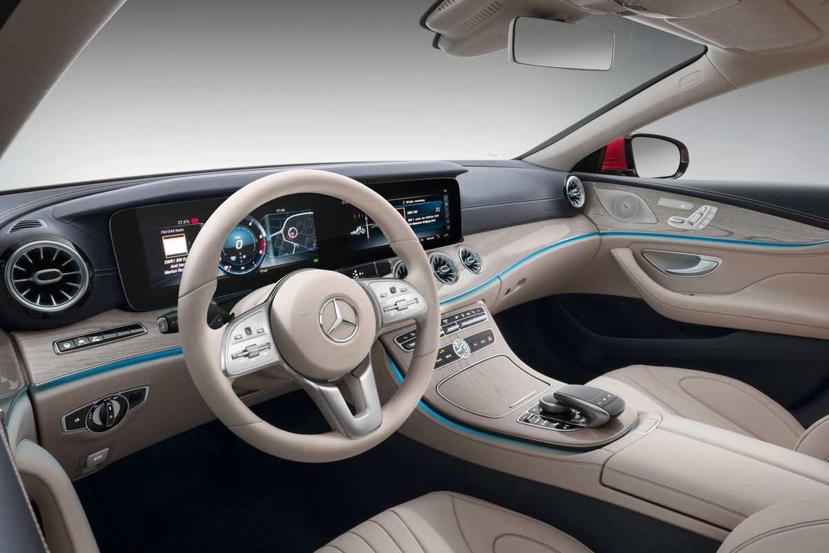 Interiér je inšpirovaný triedou S Coupé, čo...