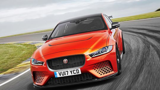 Jaguar XE SV Project 8 - 2017