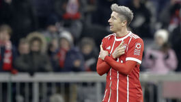 Triumf Bayernu, Lipsko s debaklom, Dortmund šiestykrát bez víťazstva