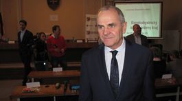 Lunter: Ak budú cesty, príde aj práca