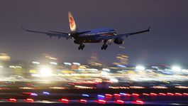 Zamestnanec ambasády USA v Moskve chcel preniesť do lietadla mínometný granát