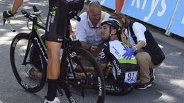 Brutálne salto nemá veľké následky. Kamikadze Cavendish si zlomil rebro