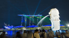 Aleš cestuje od rovníka za polárny kruh – Deň 7: Svetelná šou v Singapure