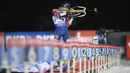 Víťaza inšpiroval brat. Johannes Thingnes Bö zdolal v šprinte Fourcada