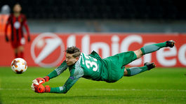 Poslúchol radu slávneho otca. Jonathan Klinsmann zachránil Herthe bod