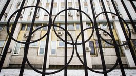 Štartujme v Pjongčangu pod sovietskou vlajkou, navrhujú ruskí komunisti