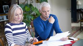 Dôchodci dostávajú v priemere 460 eur, o tretinu viac ako pred desiatimi rokmi