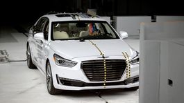 IIHS: Toto je 15 najbezpečnejších áut v USA. Vedú Kórejčania