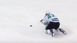 VIDEO: Radulov sa počas nájazdu neudržal na korčuliach. Neprajníkov hneď umlčal