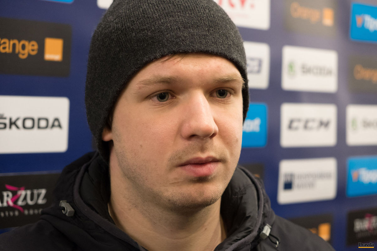 Denis Godla.