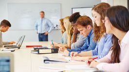 Keď firmy menia kancelárie na prednáškové miestnosti 