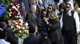 Záhada vraždy hviezdy NBA je vyriešená. Polícia obvinila ex-manželku