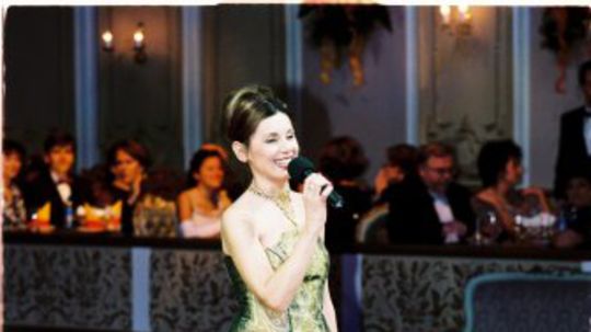 Vôbec prvý ročník Plesu v opere, v roku 2001,...