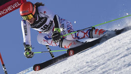 V Courcheveli dominovala Shiffrinová. Vlhová zaostala a klesla v SP