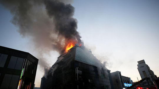 Požiar v Južnej Kórei si vyžiadal 29 obetí, 29 ľudí je zranených