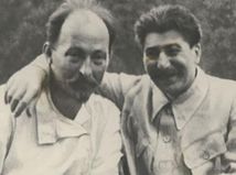 Dzerzinskij so Stalinom. Zdroj - Wikipedia