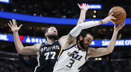 Cleveland a Toronto s víťazstvami, Boston opäť prehral