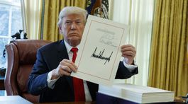 Trump podpísal najväčšiu daňovú reformu od čias Reagana
