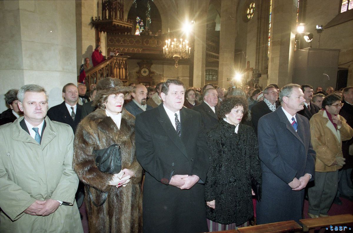 Slávnostnú omšu zasvätenú vzniku samostatnej SR...