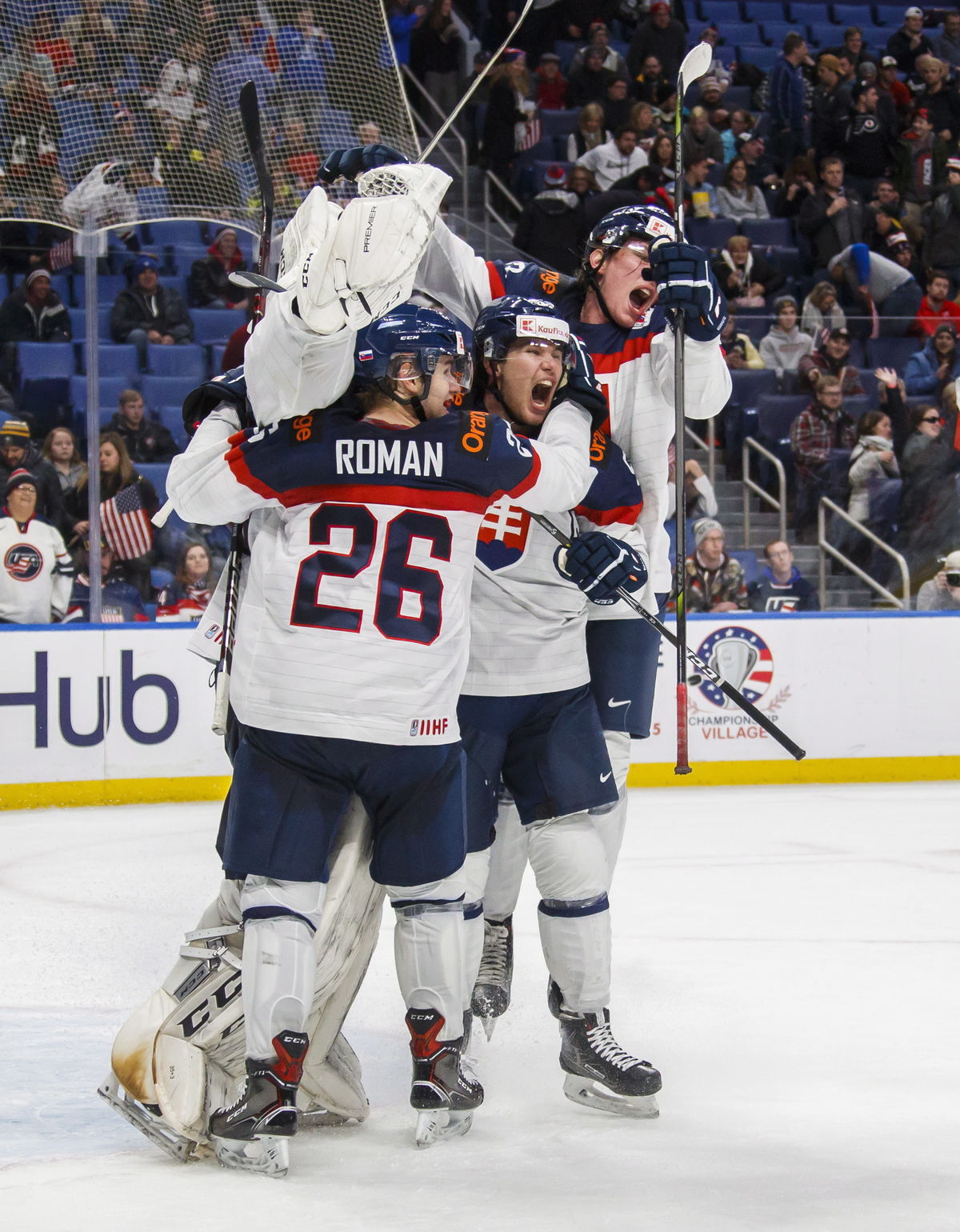 Zľava Roman Durný, Miloš Roman, Martin Bodák a...