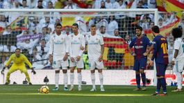 Najlepší hráč všetkých čias? Messi v ankete denníka Marca sfúkol Ronalda