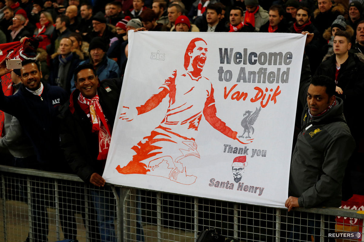 Transparent na Anfield Road víta Virgila van...