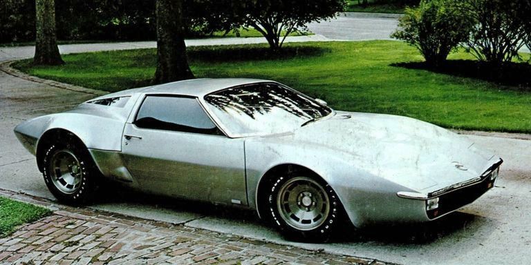 Prototyp Corvette s motorom v strede existoval...