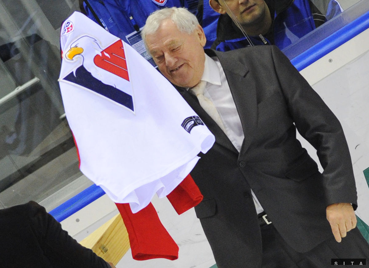 Jozef Golonka pred zápasom KHL medzi HC Slovan...